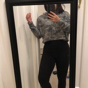 Cropped hoodie sweat shirt